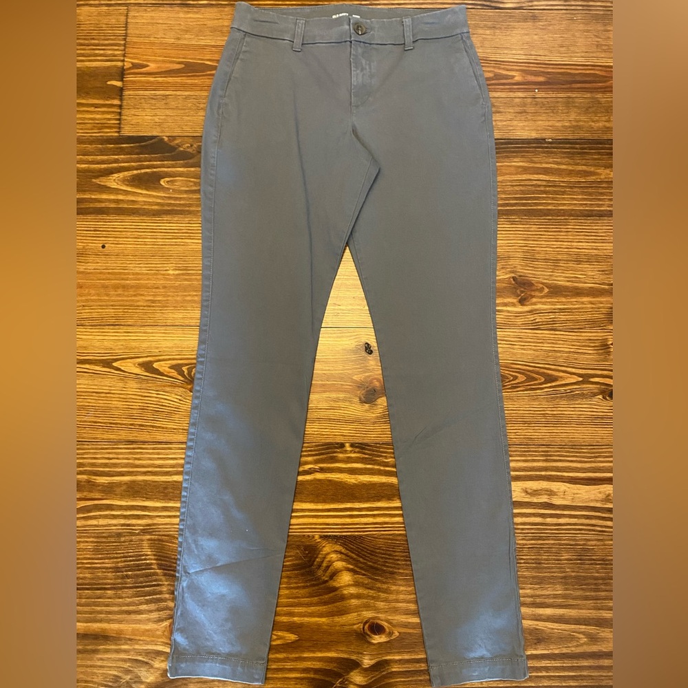 OLD NAVY Gray Skinny Khaki Pants, Size 4 Long